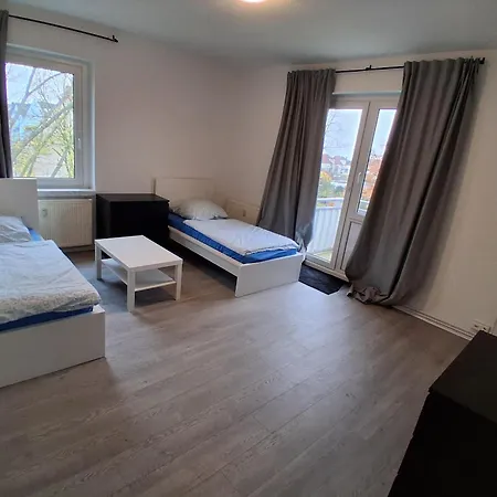 شقة Crew Quartier Serviced Ideal Fuer Monteure 3 Schlafzimmer In Leuna