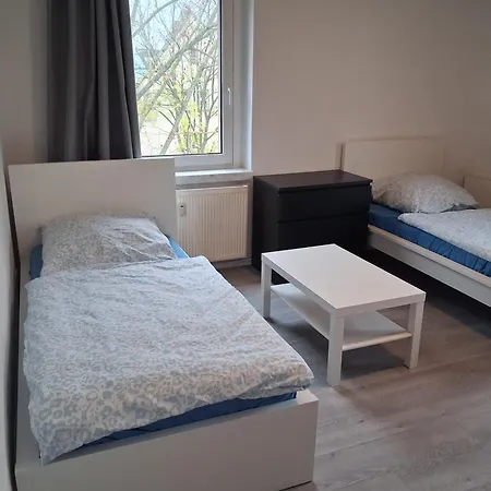 Crew Quartier Serviced Ideal Fuer Monteure 3 Schlafzimmer In Leuna * مرسيبورغ